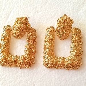 Woman's Fashion Pierced Earrings